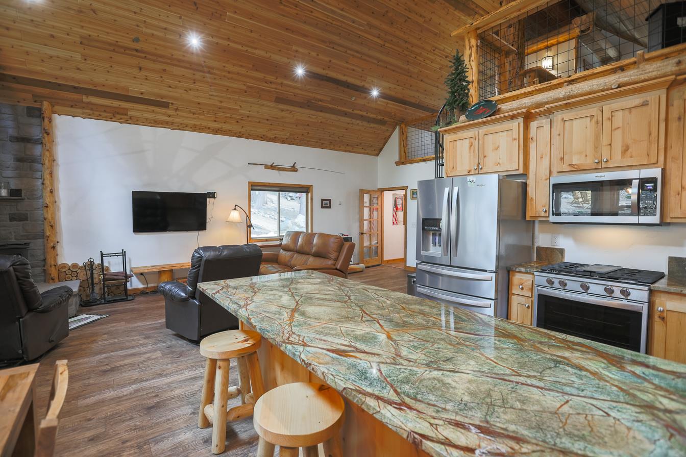 Detail Gallery Image 28 of 60 For 40277 Birch, Mill Creek,  CA 96063 - 2 Beds | 1/1 Baths