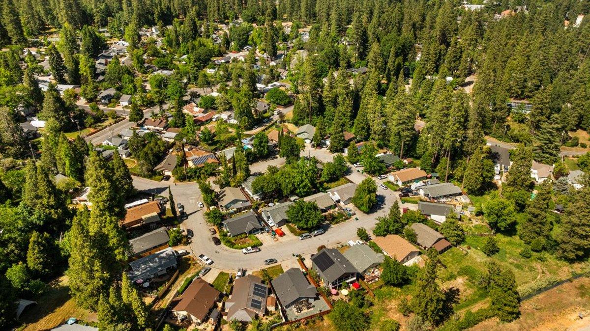 Detail Gallery Image 33 of 40 For 428 Lamarque Ct, Grass Valley,  CA 95945 - 3 Beds | 1 Baths
