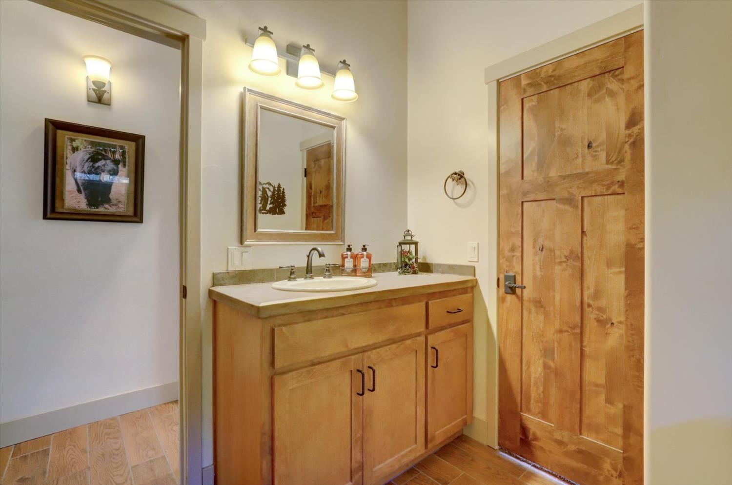 Detail Gallery Image 34 of 97 For 17620 Red Ball Cir, Grass Valley,  CA 95949 - 2 Beds | 2 Baths