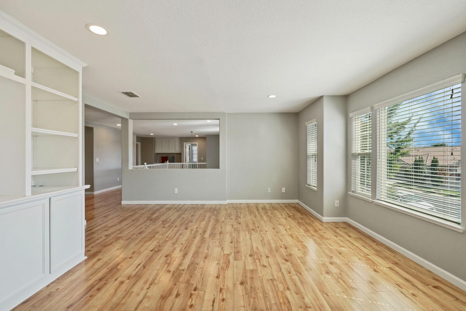 Detail Gallery Image 29 of 54 For 5545 Saxon Ave, Riverbank,  CA 95367 - 5 Beds | 3 Baths