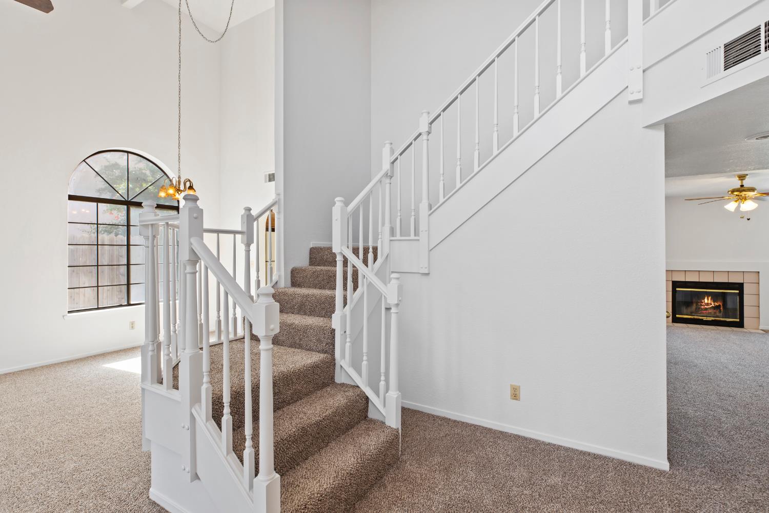 Detail Gallery Image 6 of 42 For 1541 Marazzi Ln, Ceres,  CA 95307 - 4 Beds | 3 Baths