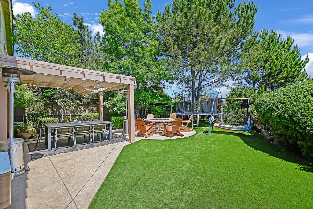 Detail Gallery Image 28 of 36 For 5020 Tesoro Way, El Dorado Hills,  CA 95762 - 5 Beds | 3/1 Baths