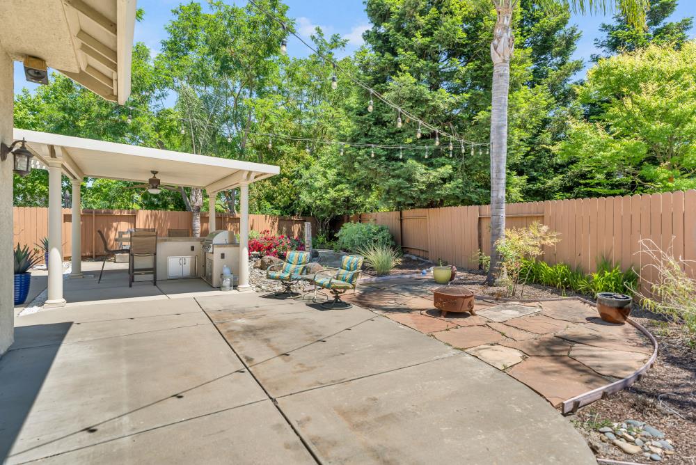 Detail Gallery Image 39 of 47 For 9145 Greendale Ct, Elk Grove,  CA 95758 - 4 Beds | 2 Baths
