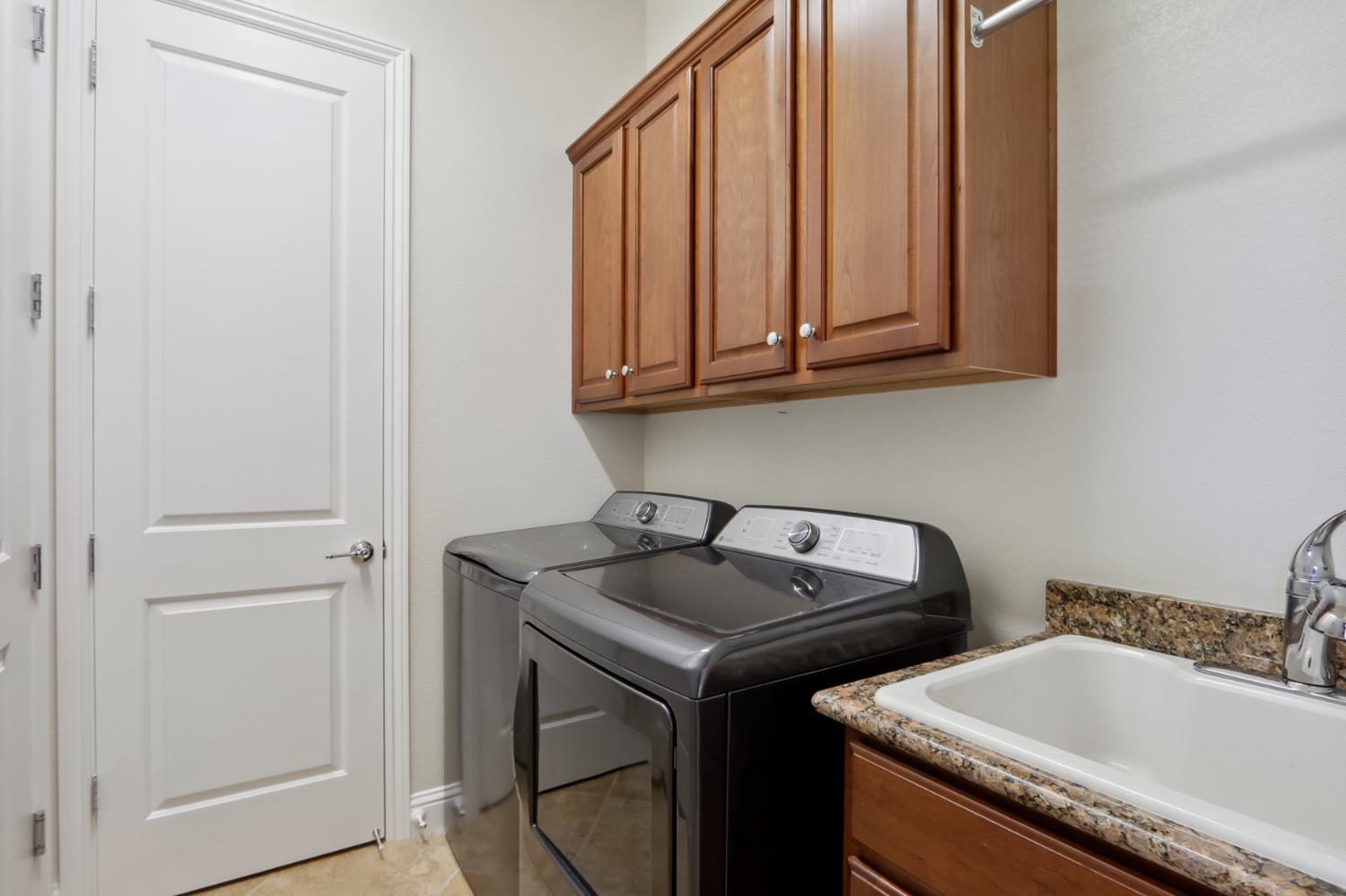 Detail Gallery Image 29 of 43 For 2398 Langtree Dr, Roseville,  CA 95747 - 2 Beds | 2 Baths