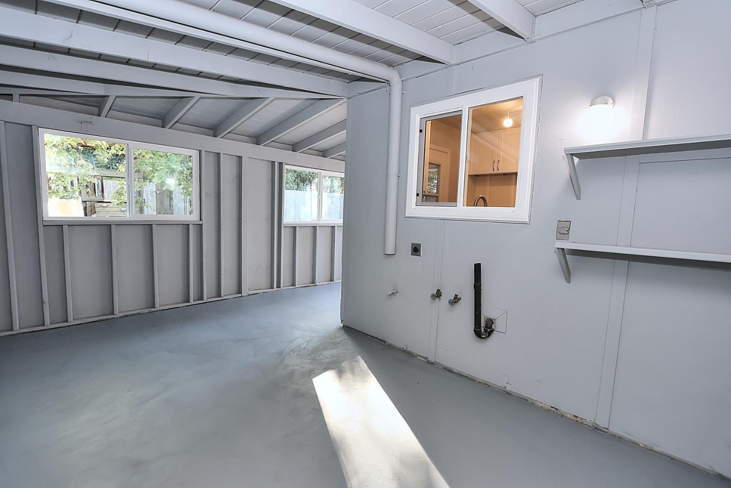 Detail Gallery Image 11 of 20 For 5615 Arlyn Way, Fair Oaks,  CA 95628 - 3 Beds | 1 Baths