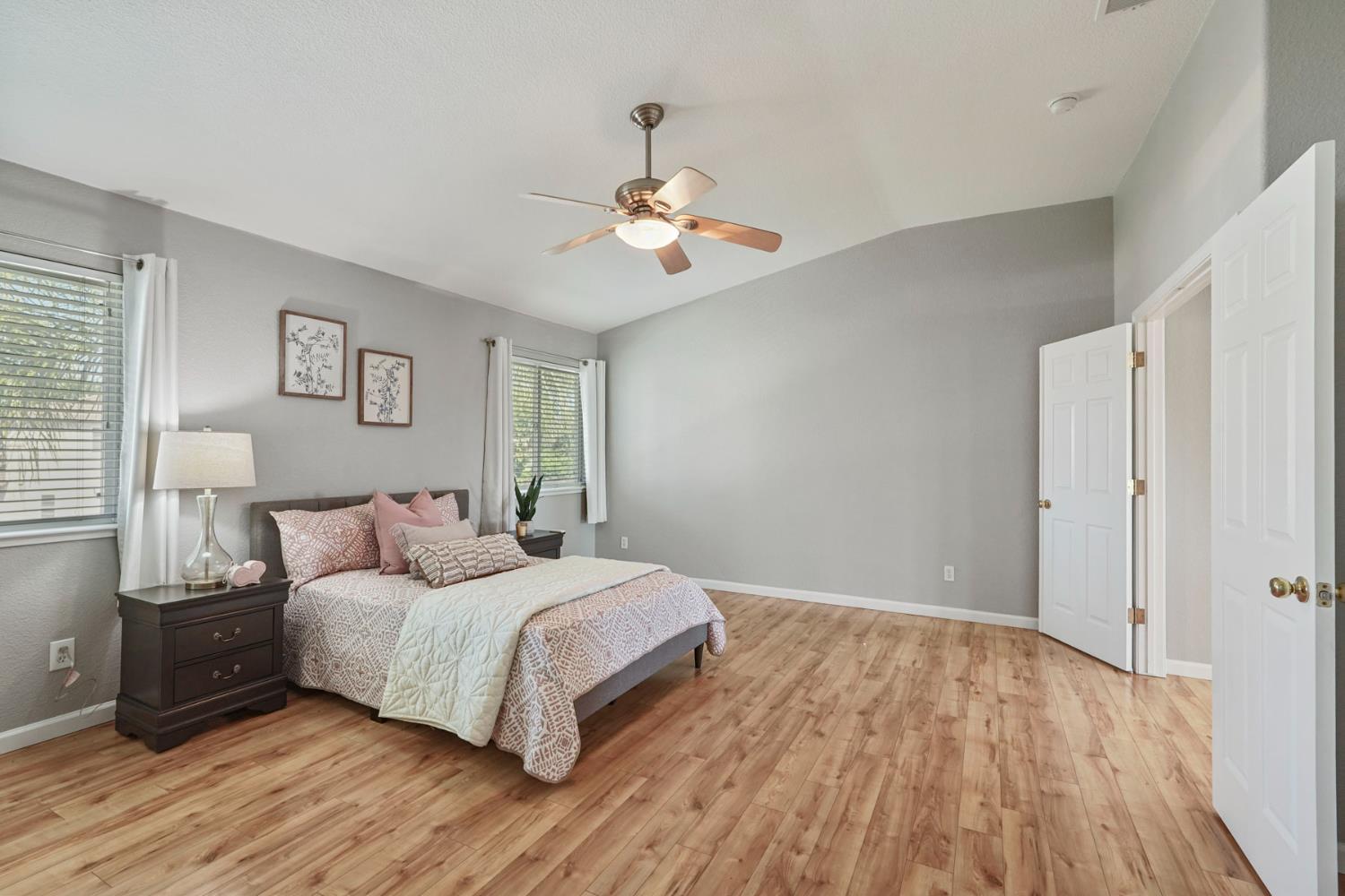 Detail Gallery Image 39 of 54 For 5545 Saxon Ave, Riverbank,  CA 95367 - 5 Beds | 3 Baths