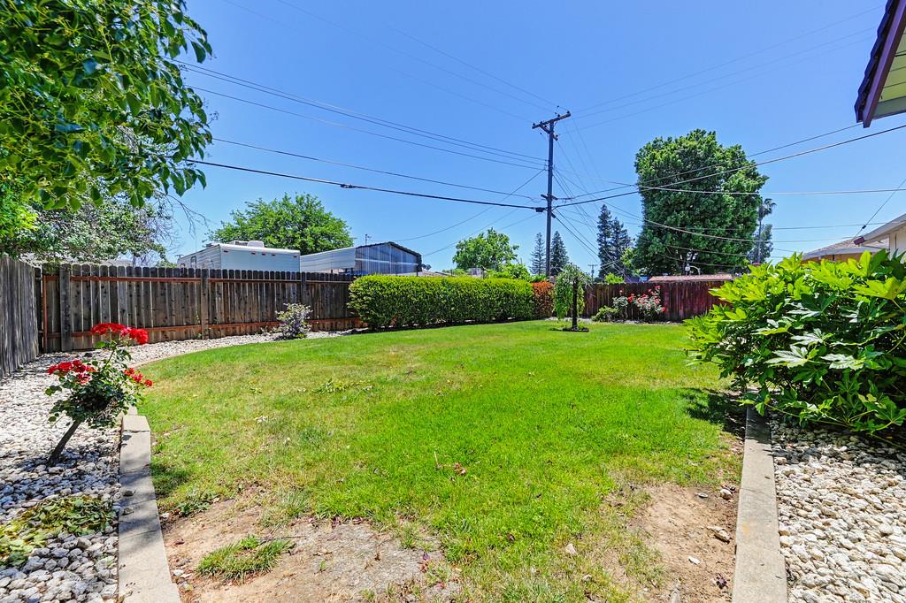 Detail Gallery Image 39 of 40 For 2333 Pinturo Way, Rancho Cordova,  CA 95670 - 4 Beds | 2 Baths