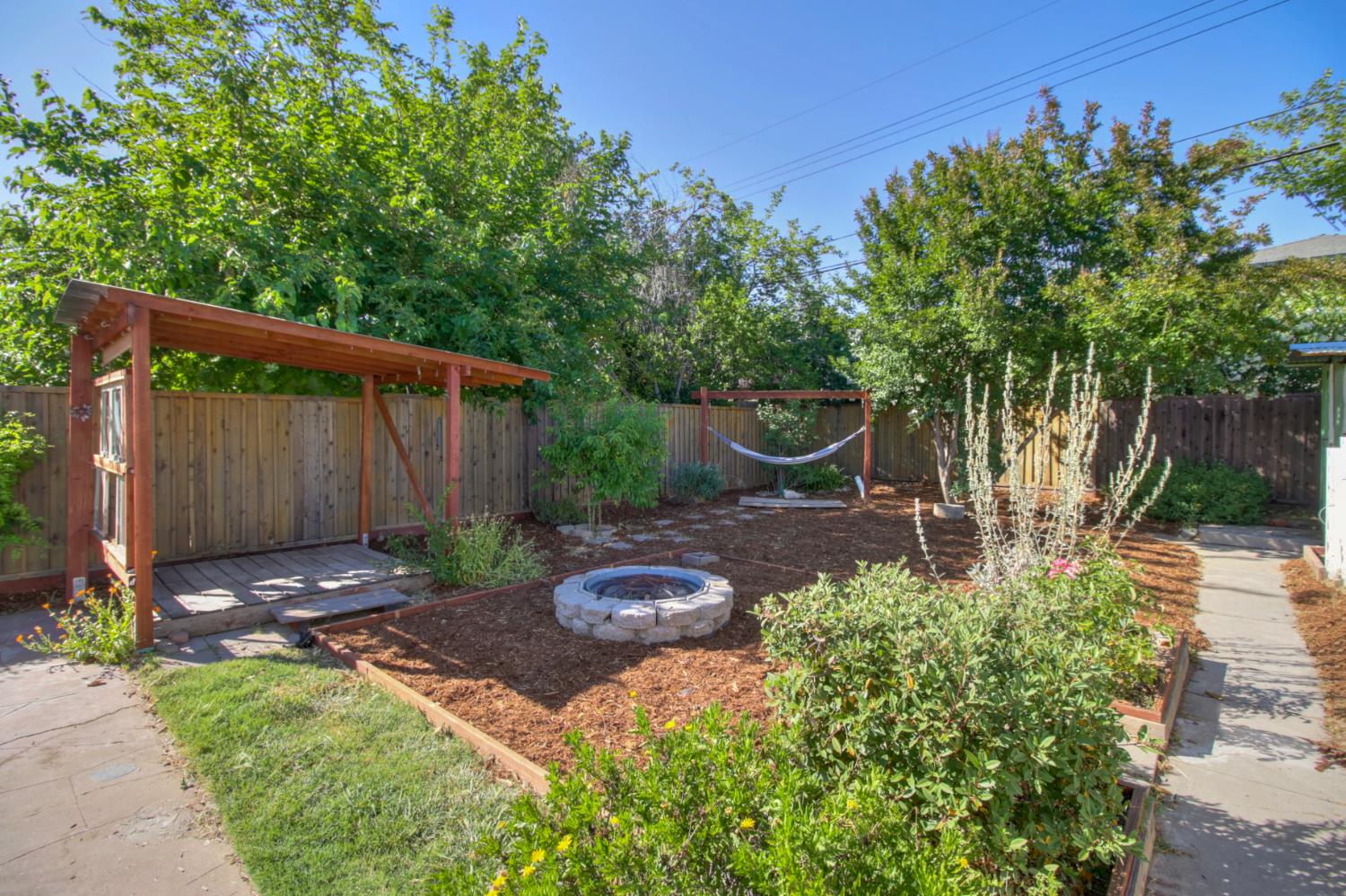 Detail Gallery Image 38 of 60 For 2121 Juliesse Ave, Sacramento,  CA 95821 - 3 Beds | 1 Baths