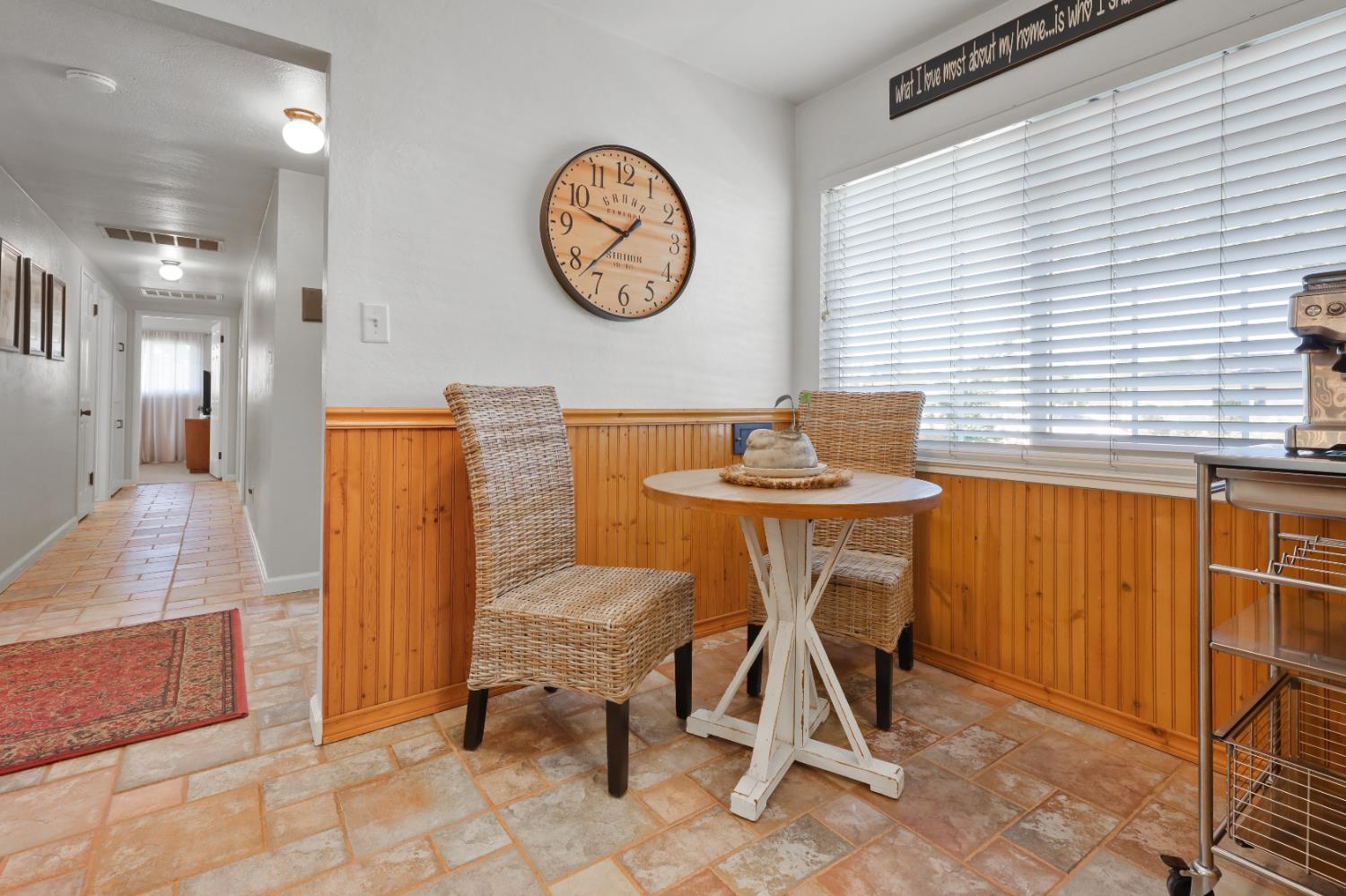 Detail Gallery Image 9 of 36 For 944 S Crescent Ave, Lodi,  CA 95240 - 3 Beds | 1/1 Baths