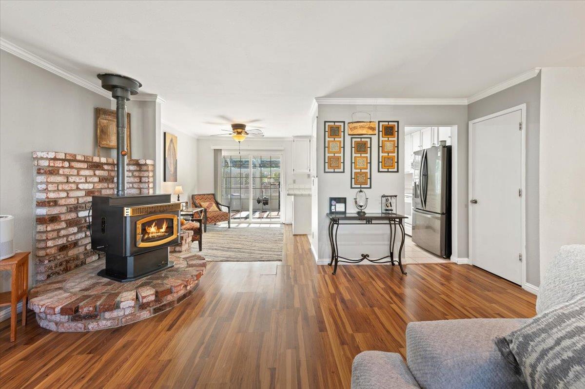 Detail Gallery Image 8 of 37 For 17713 Lake Forest Dr, Penn Valley,  CA 95946 - 3 Beds | 2 Baths