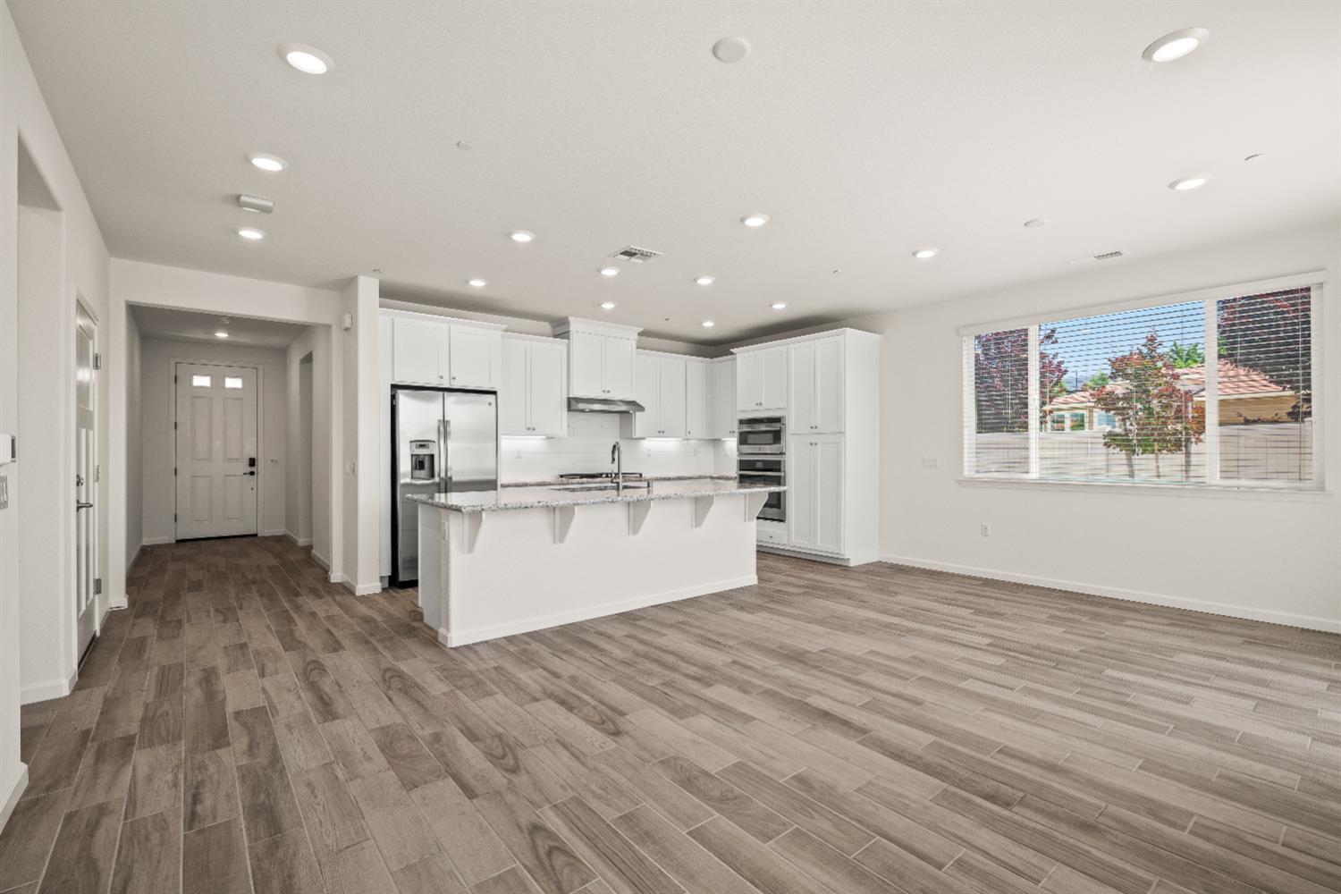 Detail Gallery Image 6 of 43 For 8924 El Cielo Ln, El Dorado Hills,  CA 95762 - 2 Beds | 2 Baths