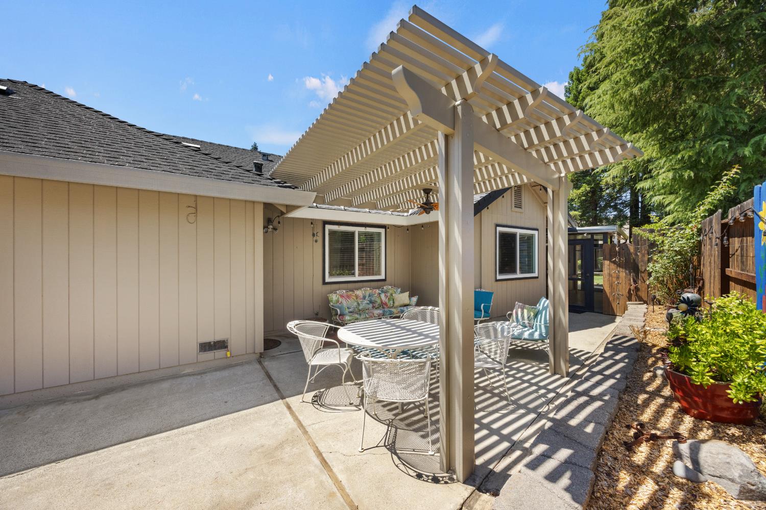 Detail Gallery Image 61 of 72 For 503 Hogan Ct, Roseville,  CA 95678 - 4 Beds | 3 Baths