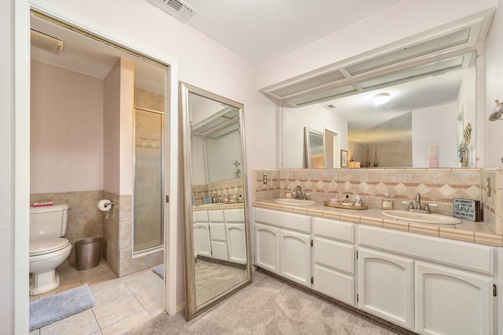 Detail Gallery Image 24 of 38 For 9763 Falcon Meadow, Elk Grove,  CA 95624 - 3 Beds | 2 Baths