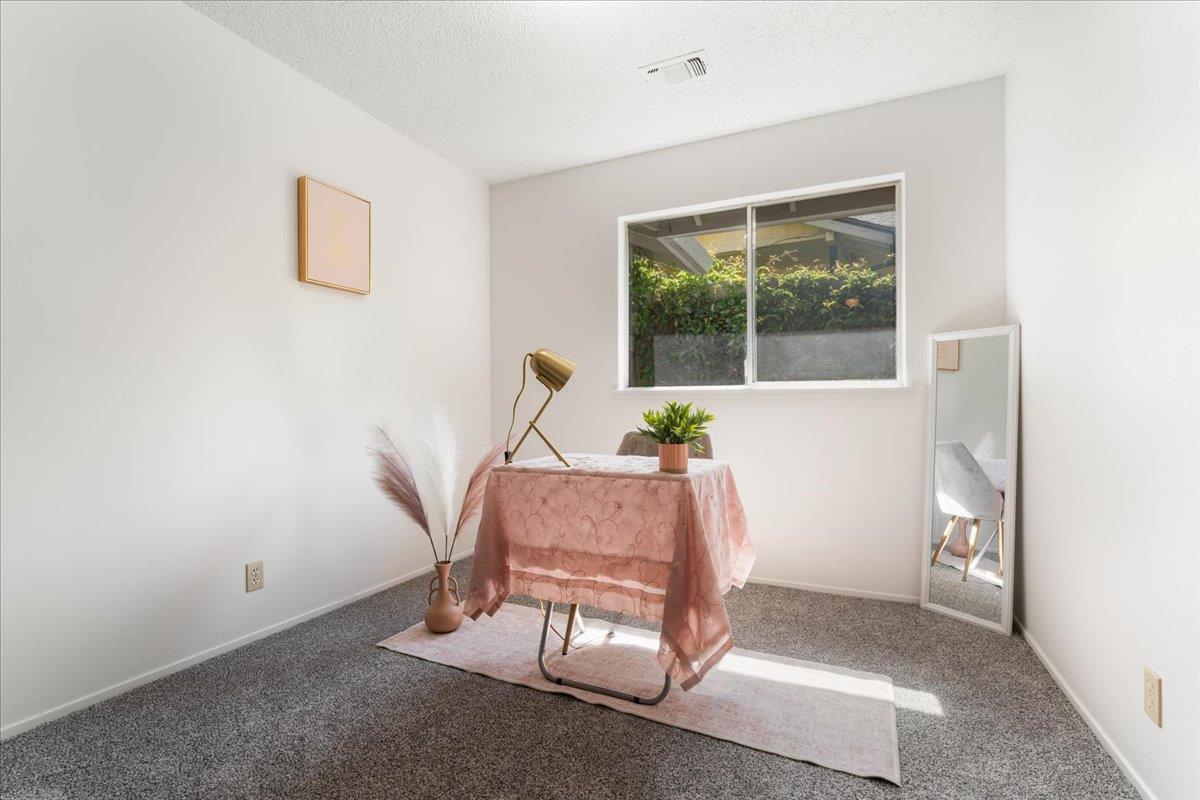 Detail Gallery Image 17 of 40 For 428 Lamarque Ct, Grass Valley,  CA 95945 - 3 Beds | 1 Baths