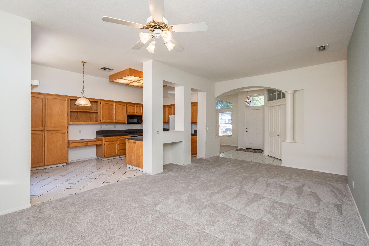 Detail Gallery Image 23 of 48 For 9051 Allenford Pl, Elk Grove,  CA 95624 - 3 Beds | 2 Baths