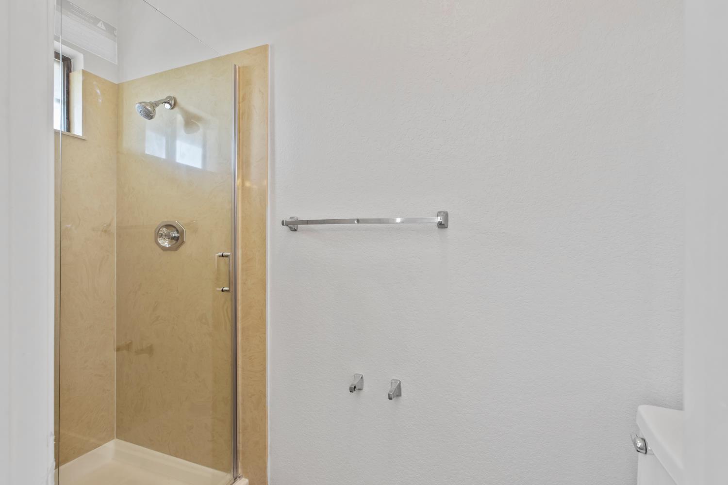 Detail Gallery Image 26 of 42 For 1541 Marazzi Ln, Ceres,  CA 95307 - 4 Beds | 3 Baths