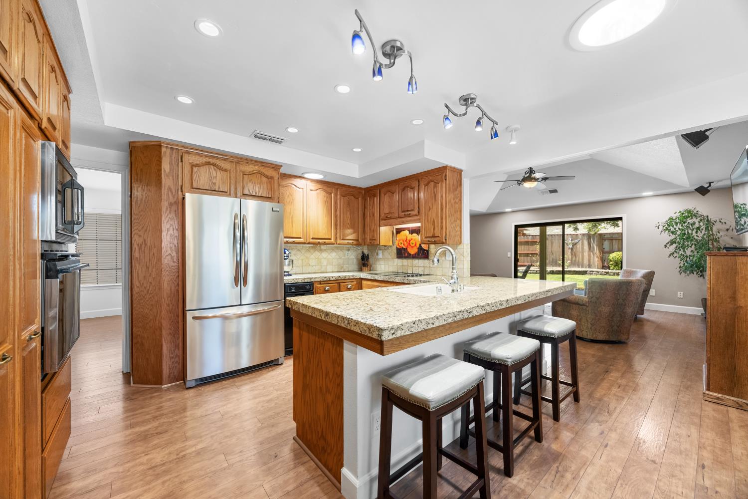 Detail Gallery Image 20 of 72 For 503 Hogan Ct, Roseville,  CA 95678 - 4 Beds | 3 Baths