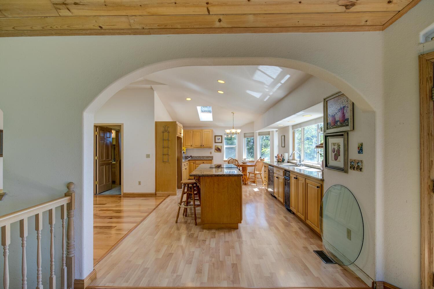Detail Gallery Image 11 of 58 For 3340 Menominee, Arnold,  CA 95223 - 3 Beds | 2/1 Baths