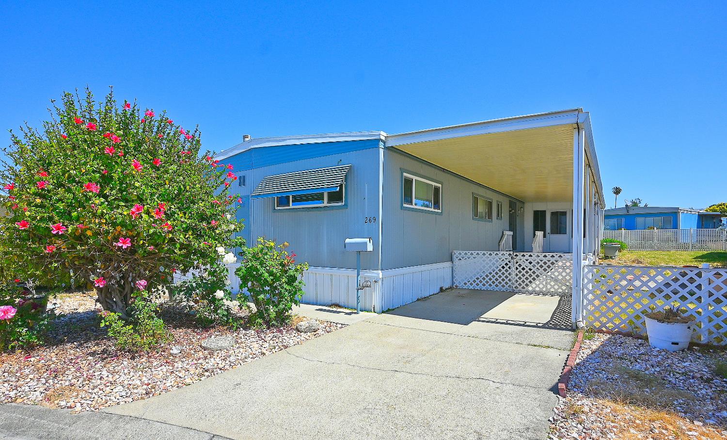 Detail Gallery Image 2 of 48 For 269 Oahu Cir, Union City,  CA 94587 - 2 Beds | 2 Baths
