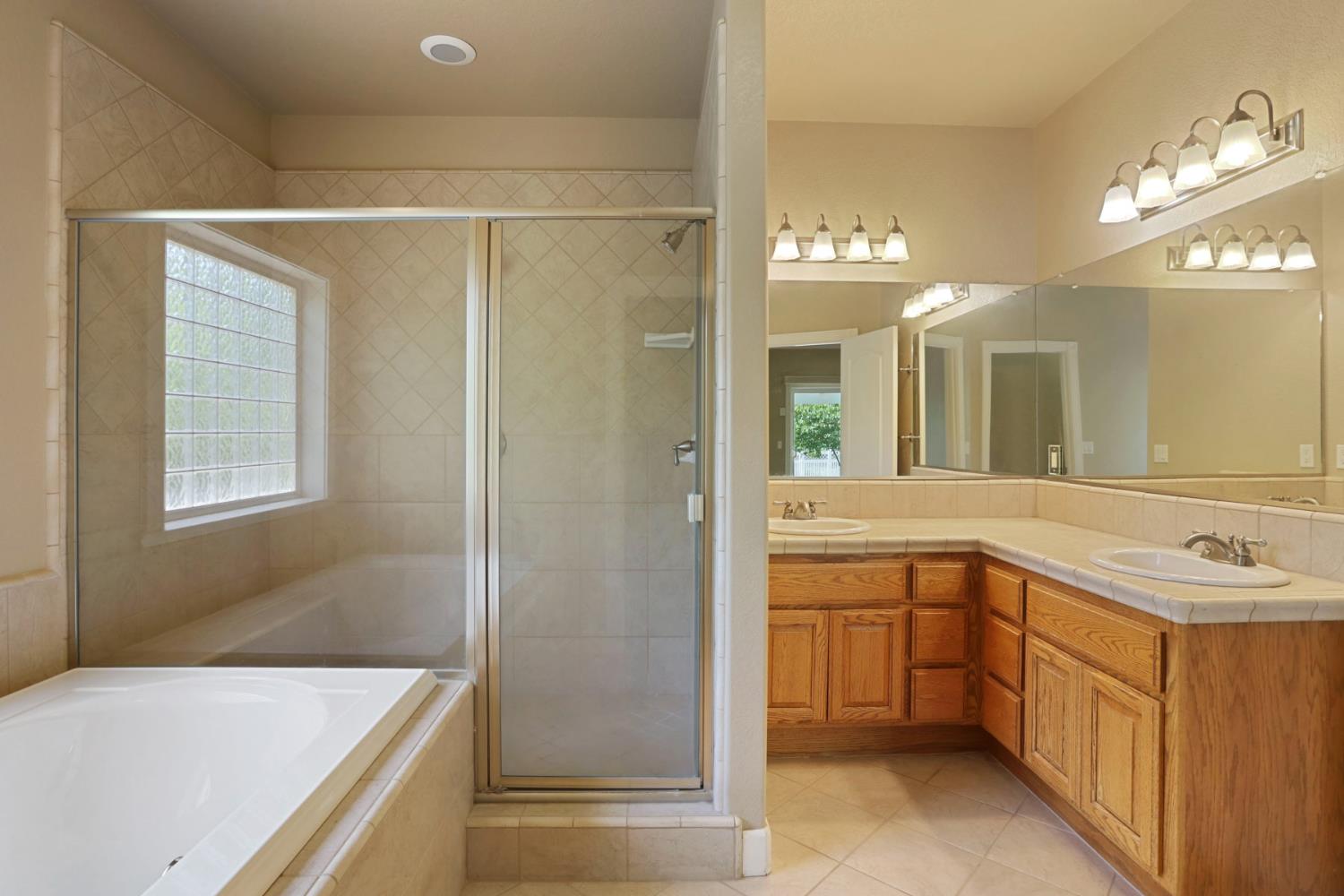 Detail Gallery Image 42 of 74 For 13703 Christensen Rd, Galt,  CA 95632 - 4 Beds | 2/1 Baths
