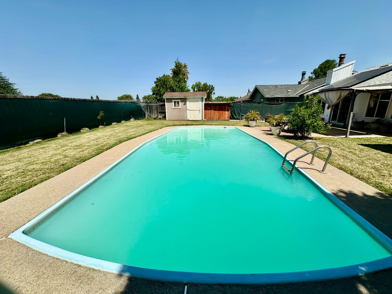 Detail Gallery Image 15 of 19 For 1833 Reisling Dr, Lodi,  CA 95240 - 4 Beds | 2 Baths