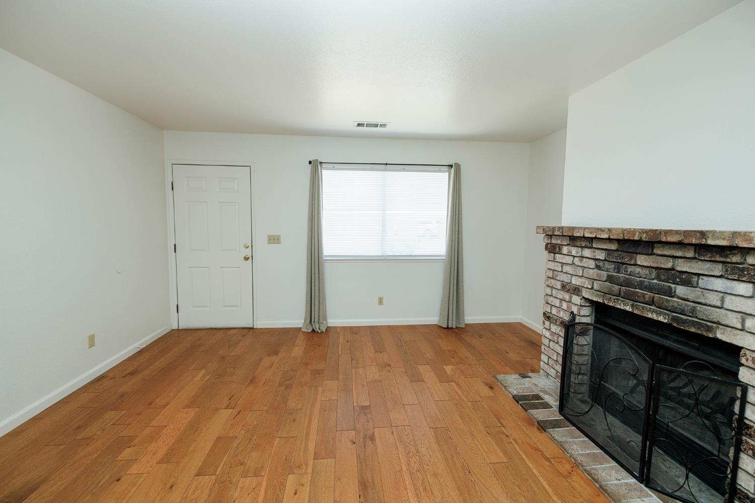 Detail Gallery Image 10 of 41 For 3824 S Commons Rd, Turlock,  CA 95380 - 2 Beds | 1 Baths