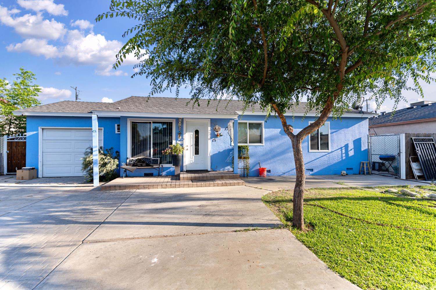 Detail Gallery Image 6 of 27 For 4776 E Lowe Ave, Fresno,  CA 93702 - 3 Beds | 1 Baths