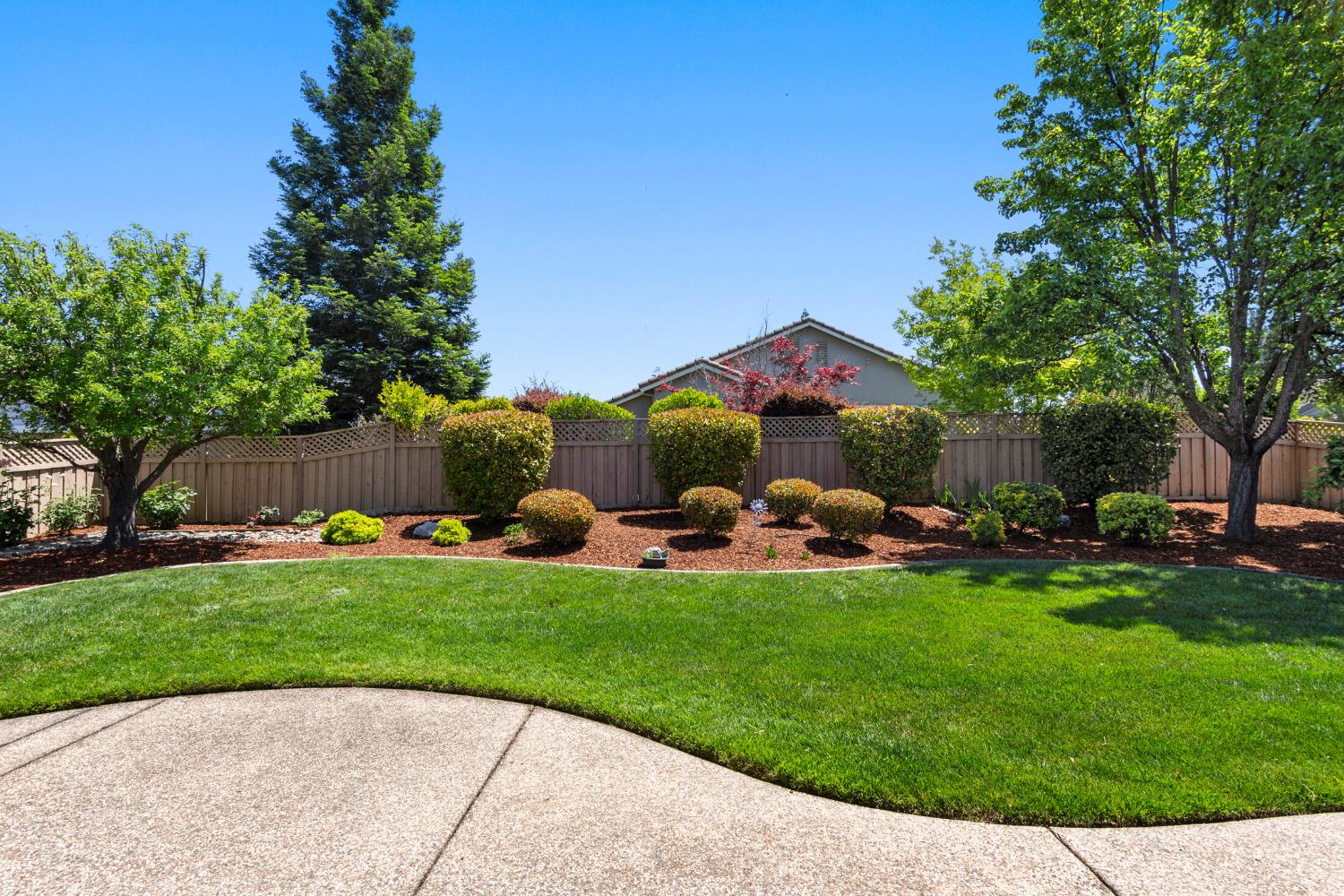 Detail Gallery Image 36 of 60 For 2160 Stone House Cir, Lincoln,  CA 95648 - 2 Beds | 2 Baths