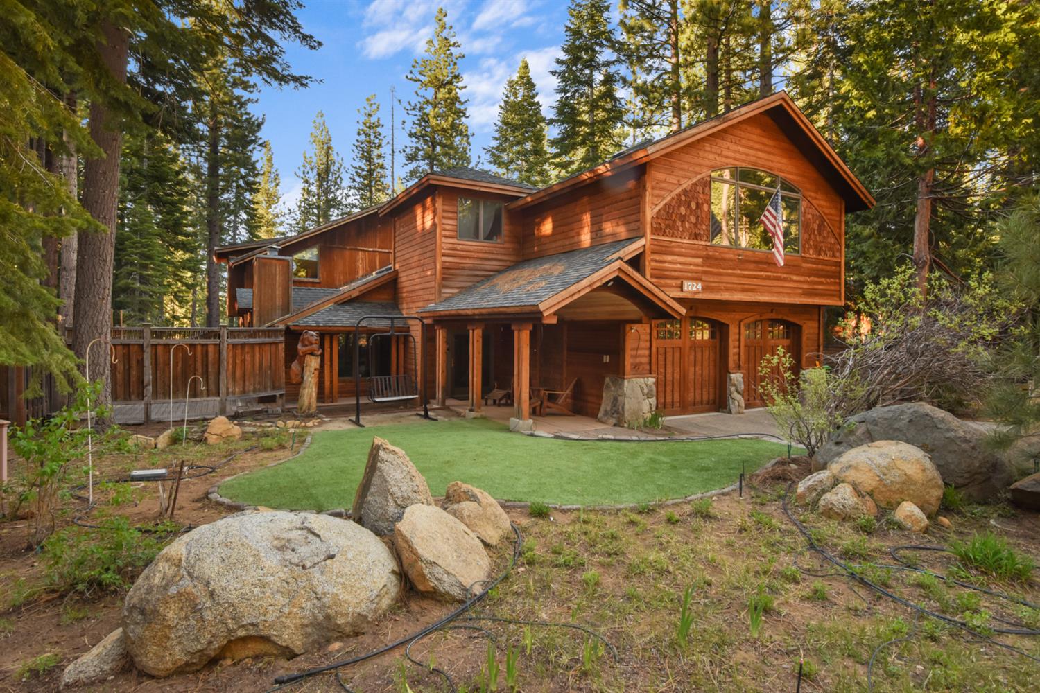 Detail Gallery Image 39 of 42 For 1724 Mohican Dr, South Lake Tahoe,  CA 96150 - 3 Beds | 2/1 Baths