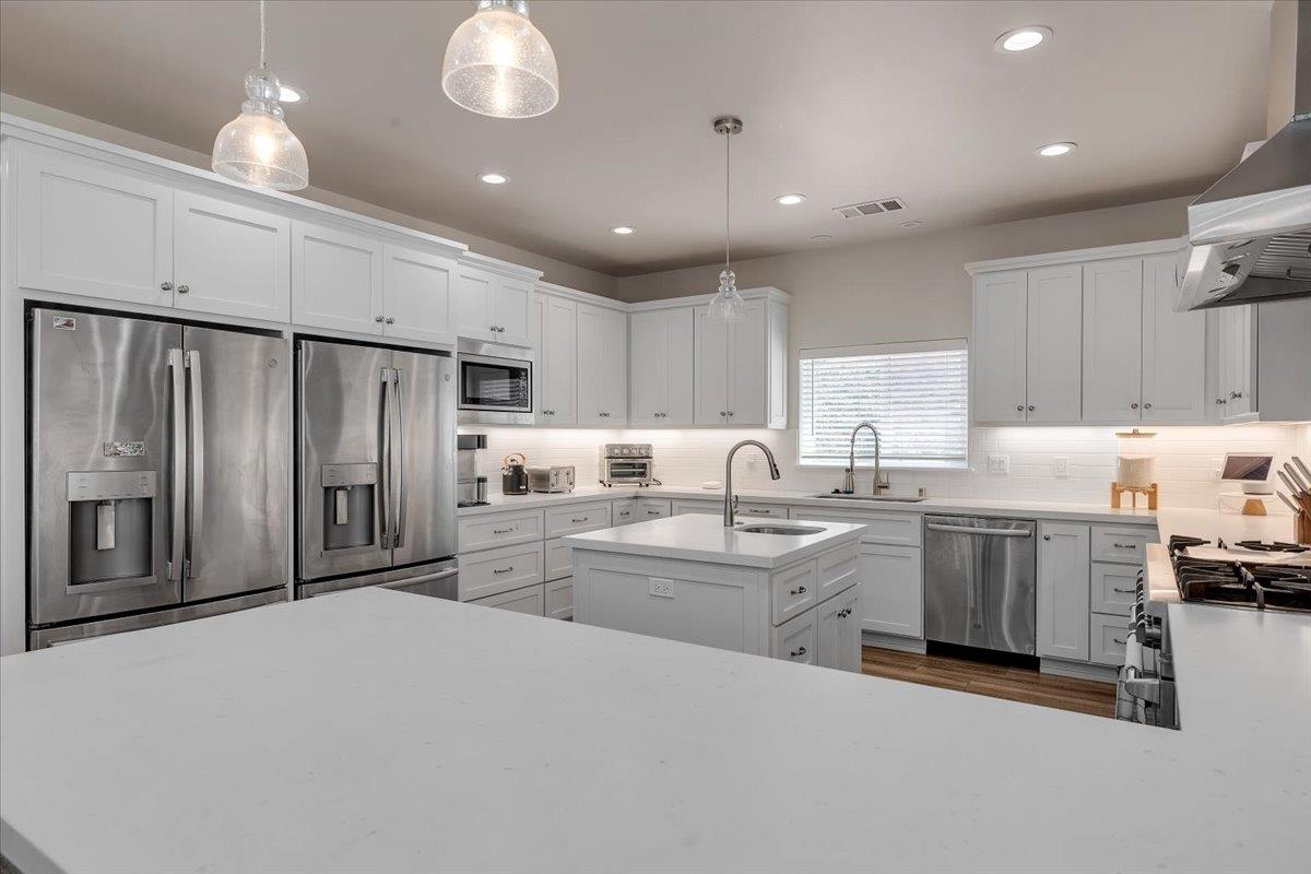 Detail Gallery Image 17 of 99 For 658 Bret Harte Dr #424,  Copperopolis,  CA 95228 - 4 Beds | 4/3 Baths