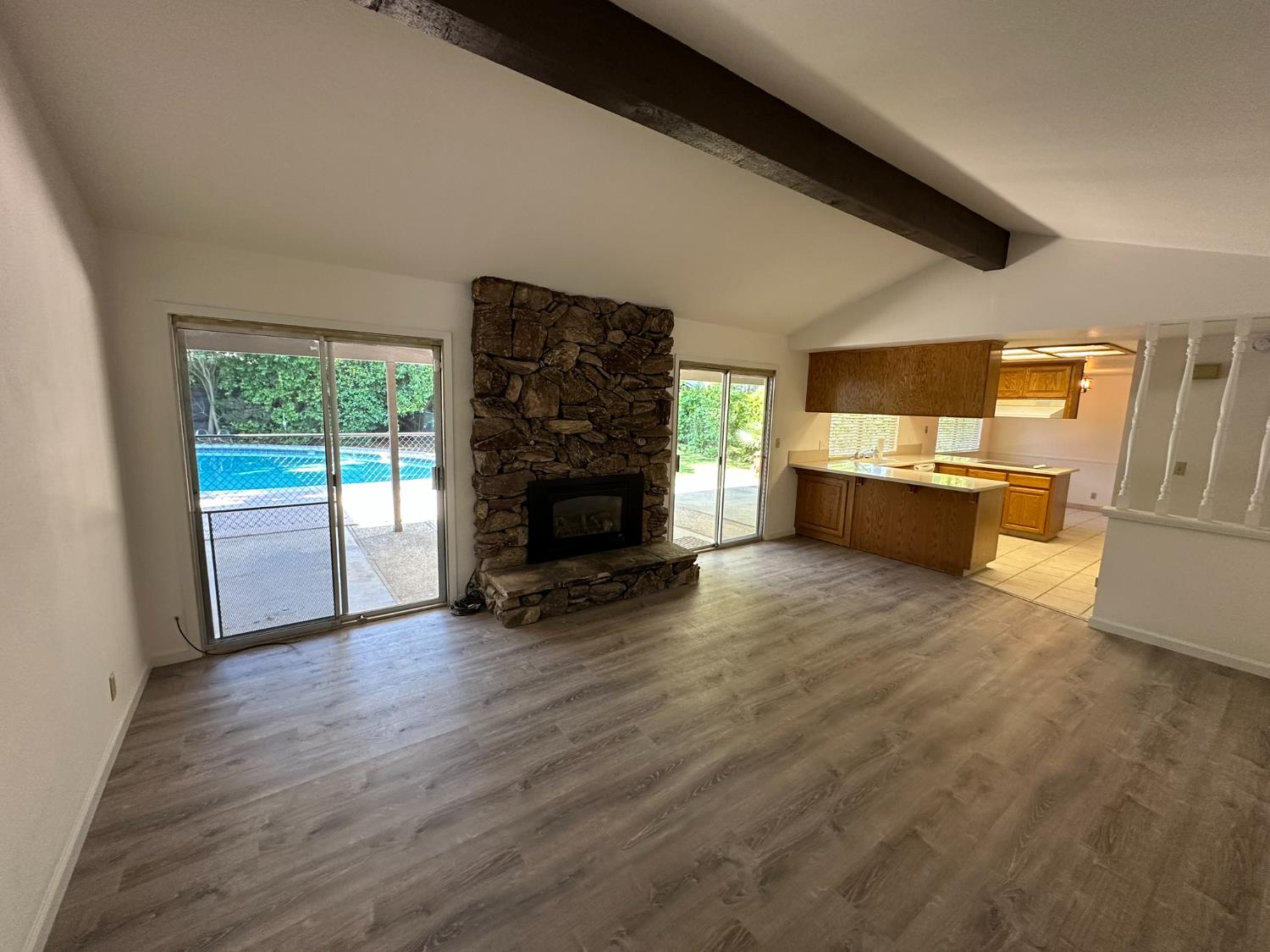 Detail Gallery Image 14 of 28 For 4408 San Ramon Dr, Davis,  CA 95618 - 4 Beds | 2/1 Baths