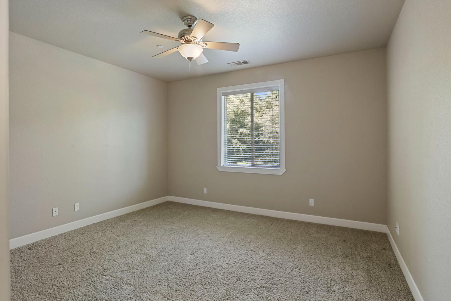 Detail Gallery Image 34 of 74 For 13703 Christensen Rd, Galt,  CA 95632 - 4 Beds | 2/1 Baths