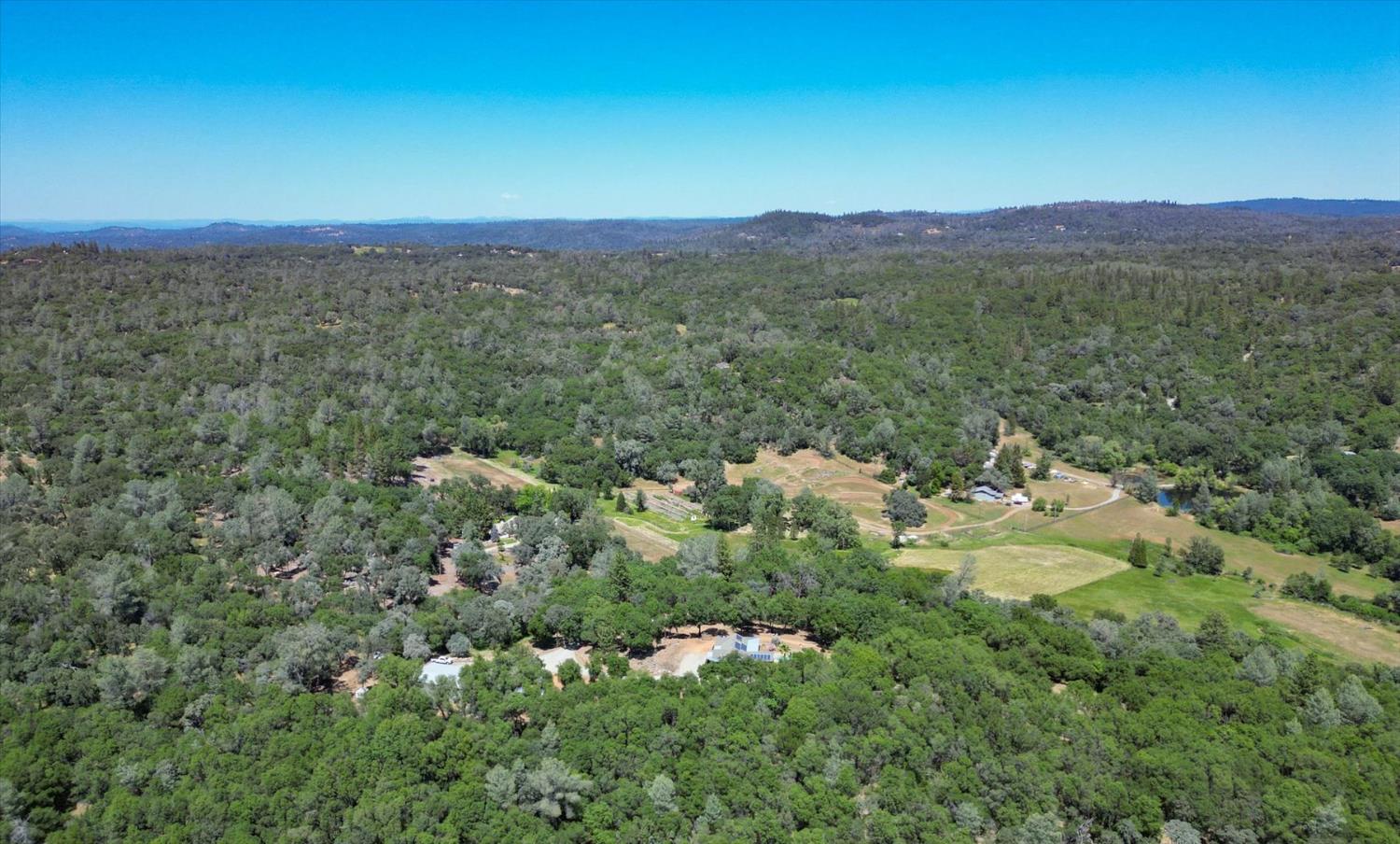 Detail Gallery Image 94 of 97 For 17620 Red Ball Cir, Grass Valley,  CA 95949 - 2 Beds | 2 Baths