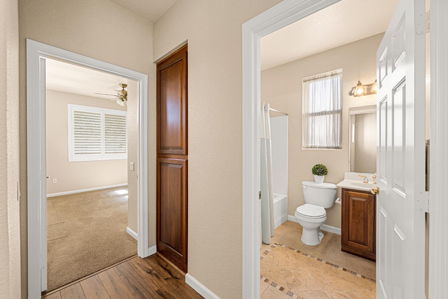 Detail Gallery Image 19 of 40 For 1018 Stone Pine Ln, Lincoln,  CA 95648 - 2 Beds | 2 Baths