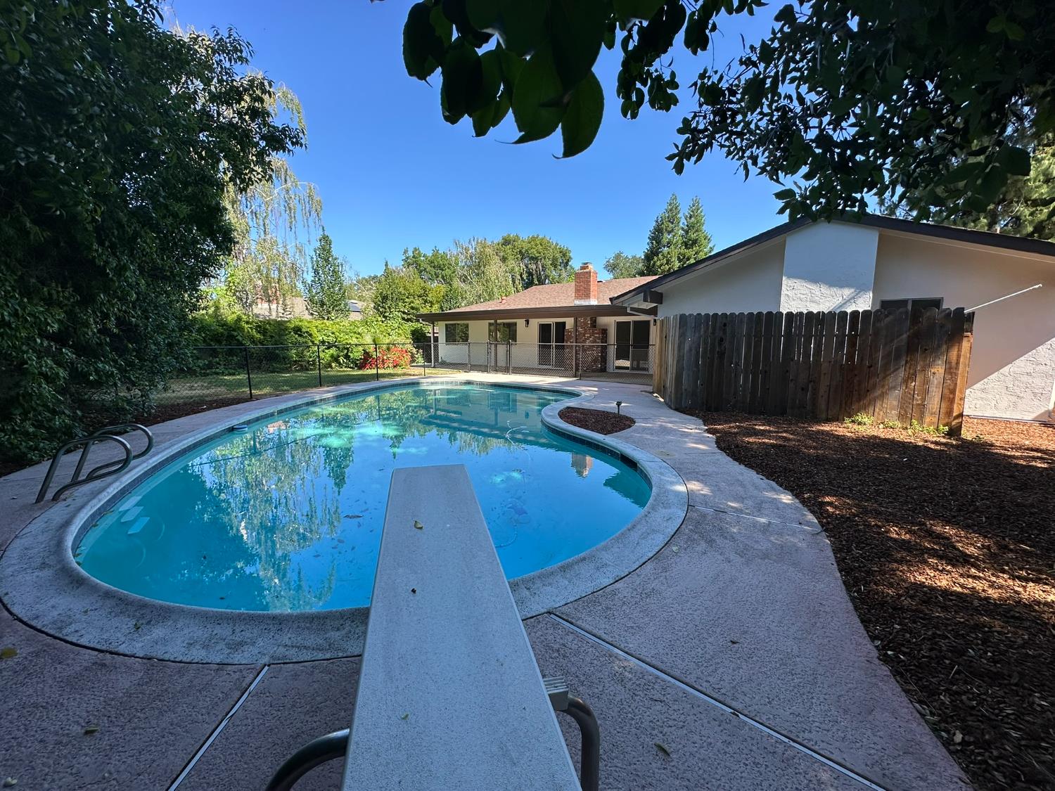 Detail Gallery Image 26 of 28 For 4408 San Ramon Dr, Davis,  CA 95618 - 4 Beds | 2/1 Baths