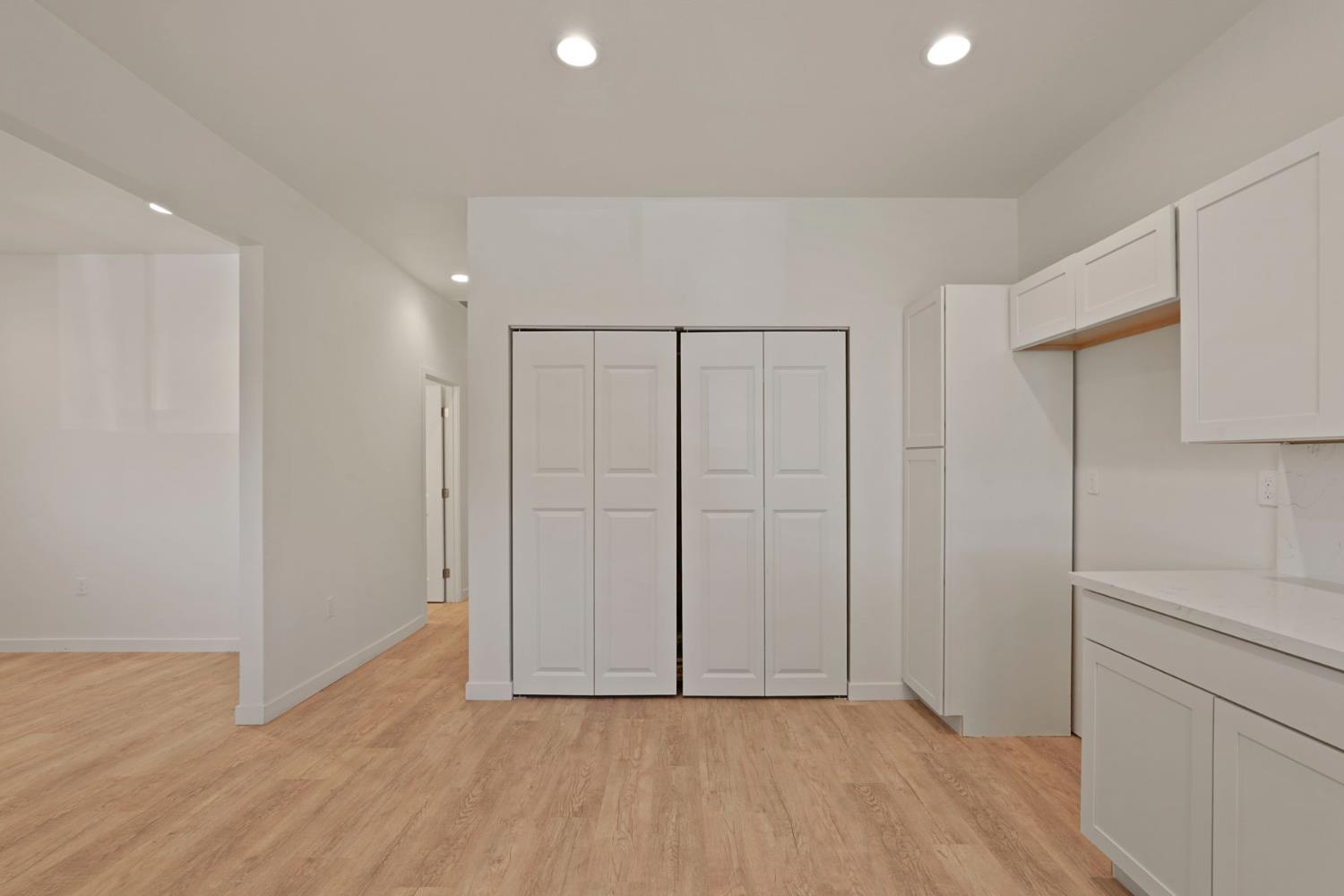 Detail Gallery Image 26 of 33 For 1237 S Commerce St, Stockton,  CA 95206 - 3 Beds | 2 Baths