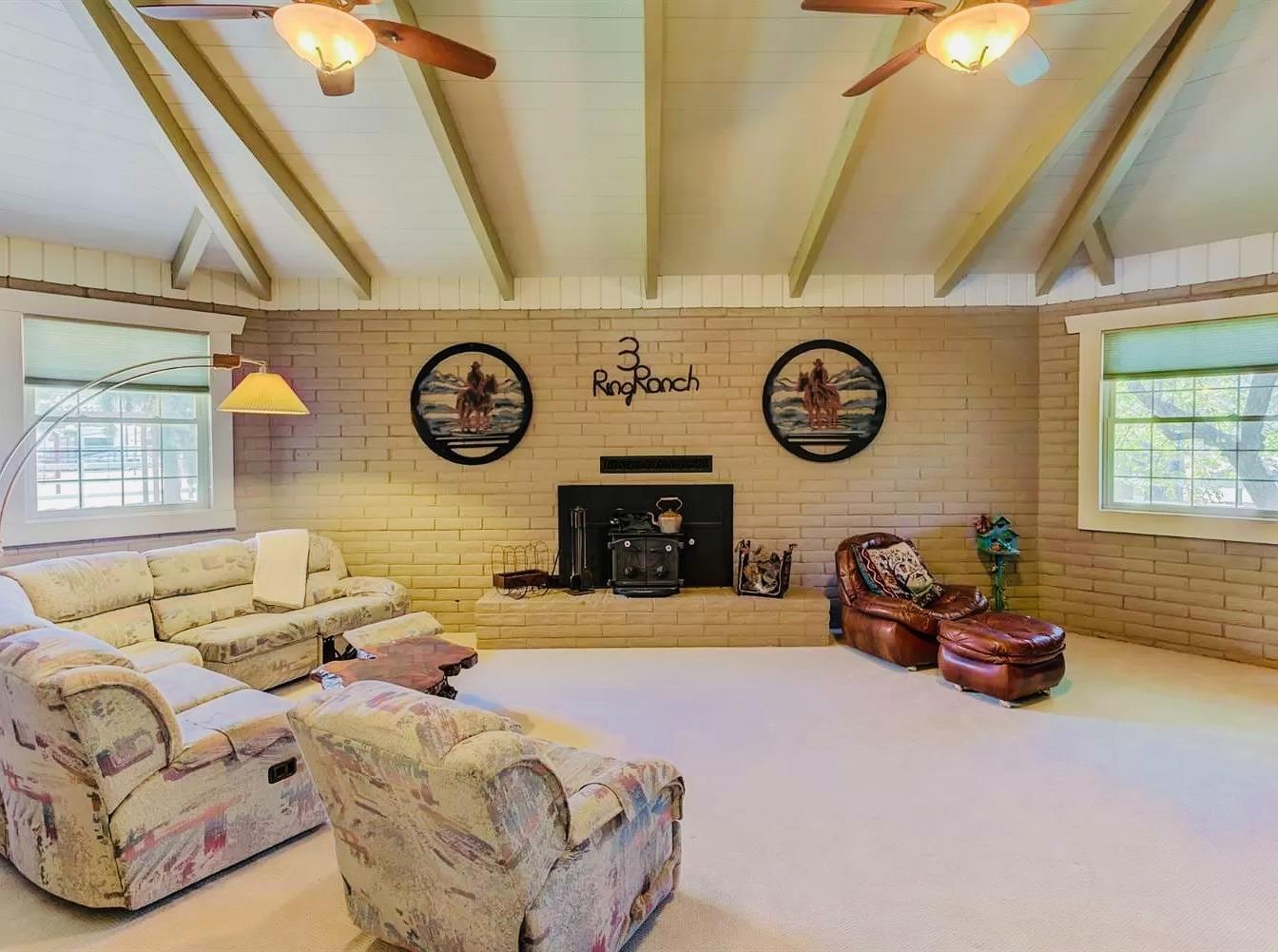 Detail Gallery Image 8 of 51 For 7398 16th St, Rio Linda,  CA 95673 - 3 Beds | 3 Baths