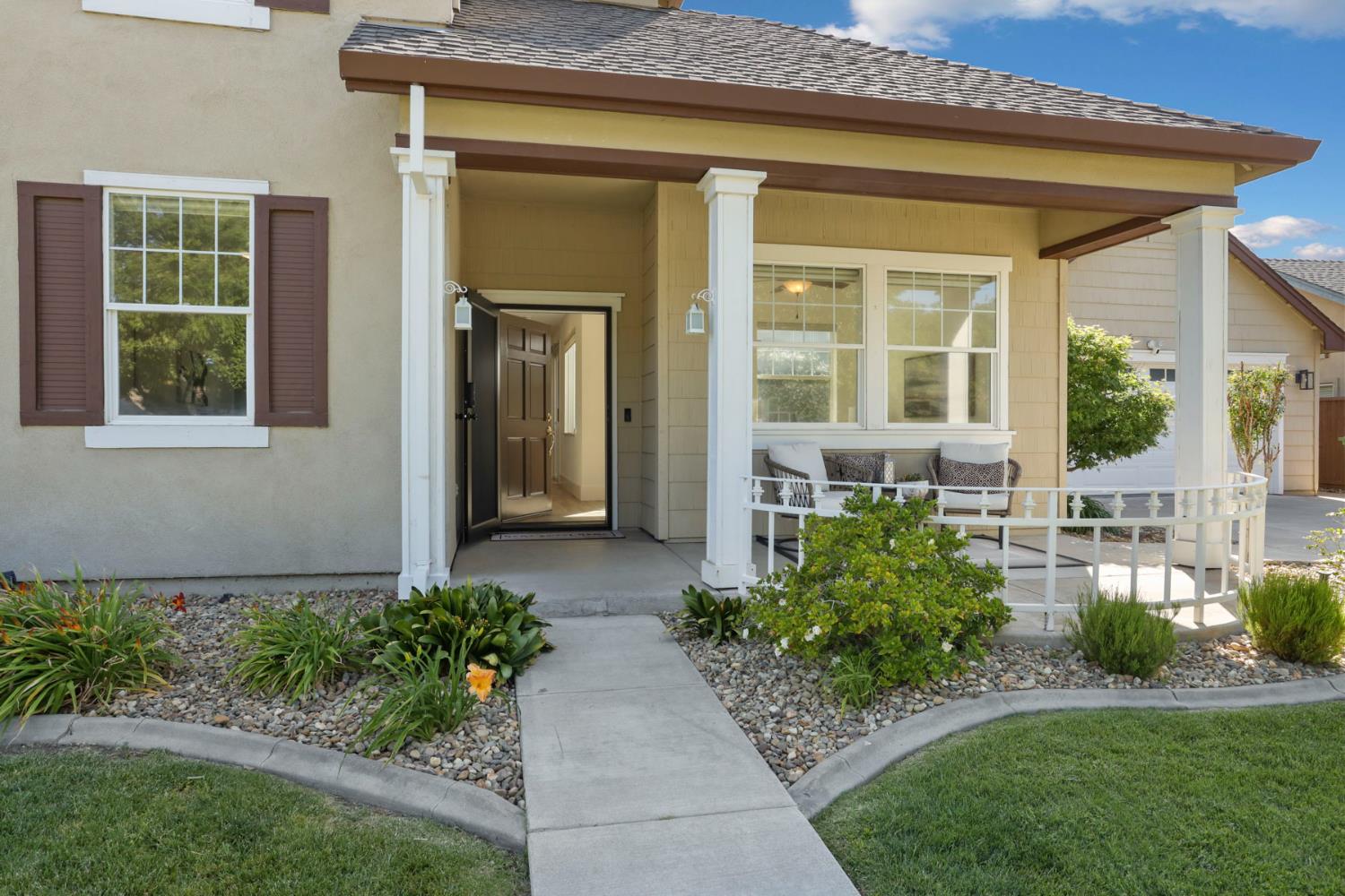Detail Gallery Image 3 of 68 For 1531 Veranda Ct, Tracy,  CA 95377 - 6 Beds | 3 Baths