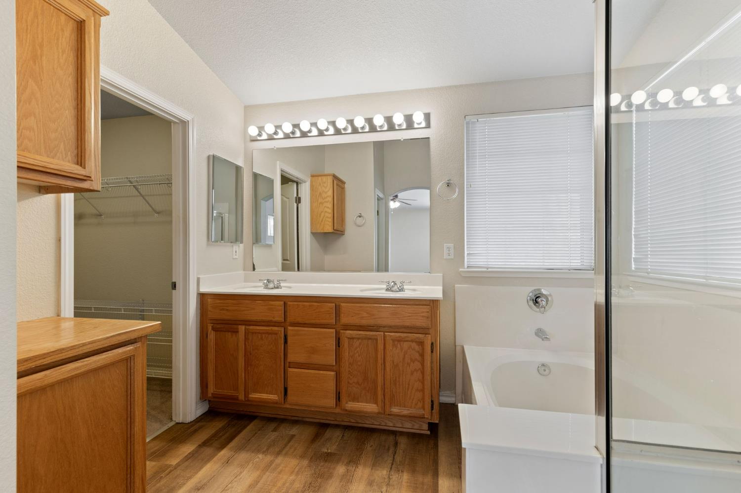Detail Gallery Image 49 of 63 For 640 Garden Park Dr, Roseville,  CA 95678 - 4 Beds | 3 Baths