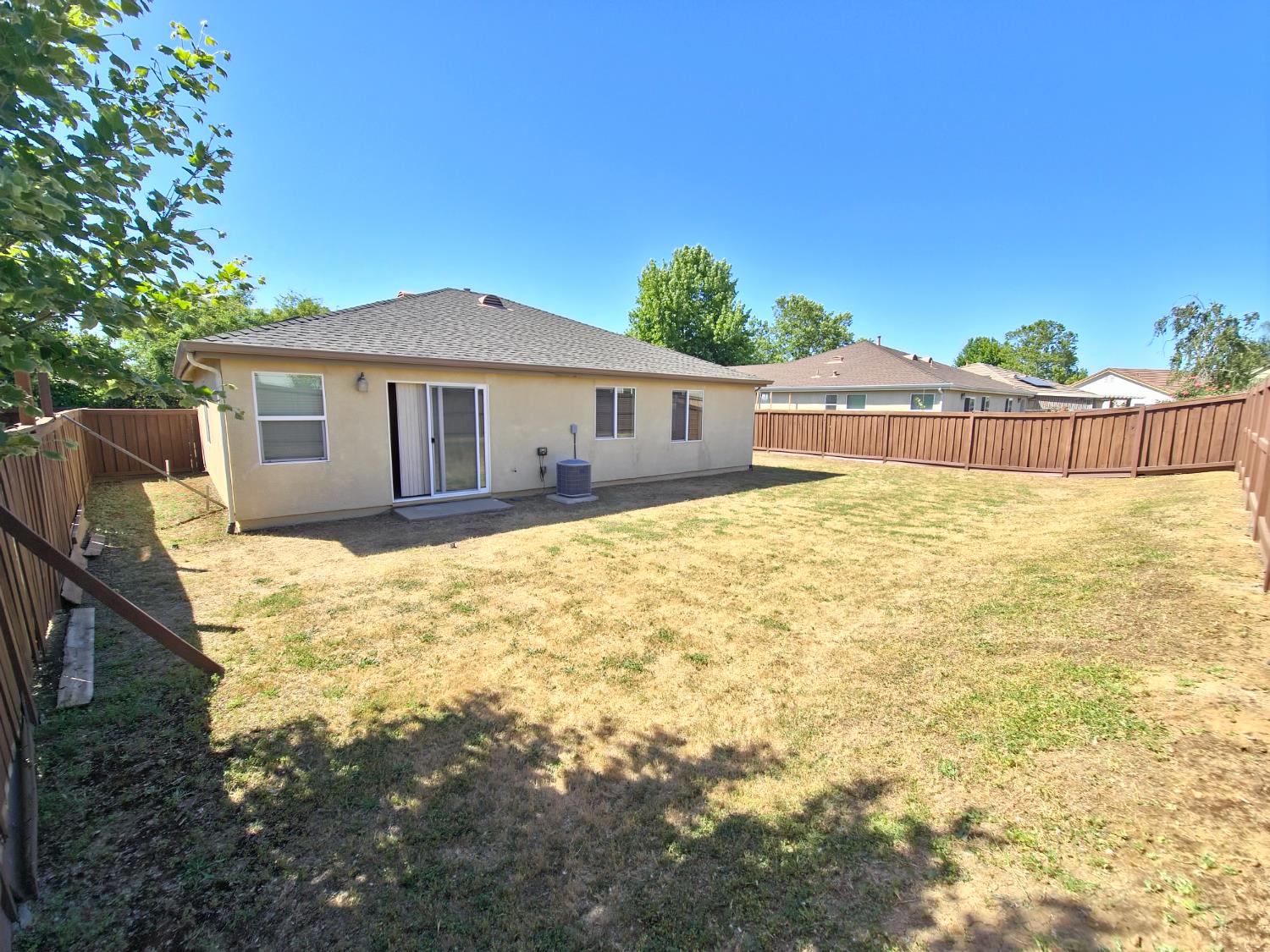 Detail Gallery Image 18 of 18 For 1572 Minories Dr, Olivehurst,  CA 95961 - 3 Beds | 2 Baths