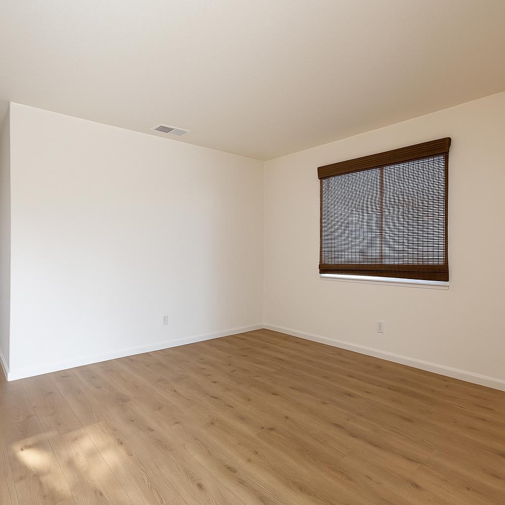 Detail Gallery Image 4 of 24 For 5666 La Casa Way, Sacramento,  CA 95835 - 3 Beds | 2 Baths