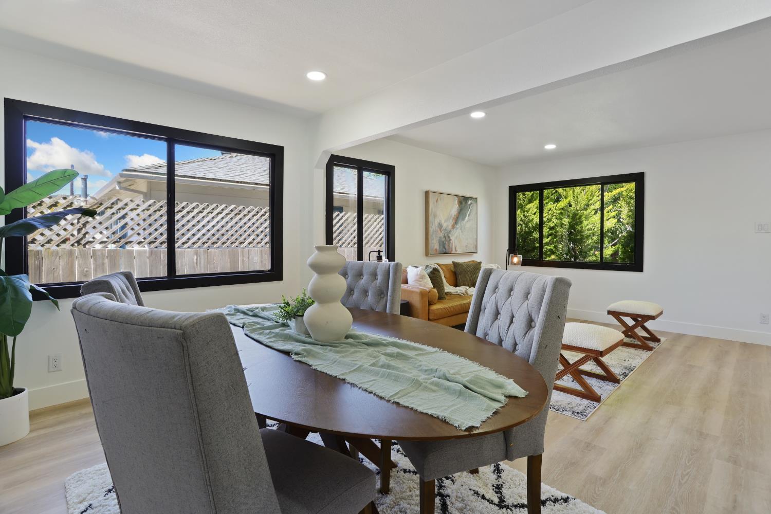 Detail Gallery Image 7 of 29 For 5528 Solano Ave, Richmond,  CA 94805 - 4 Beds | 2 Baths