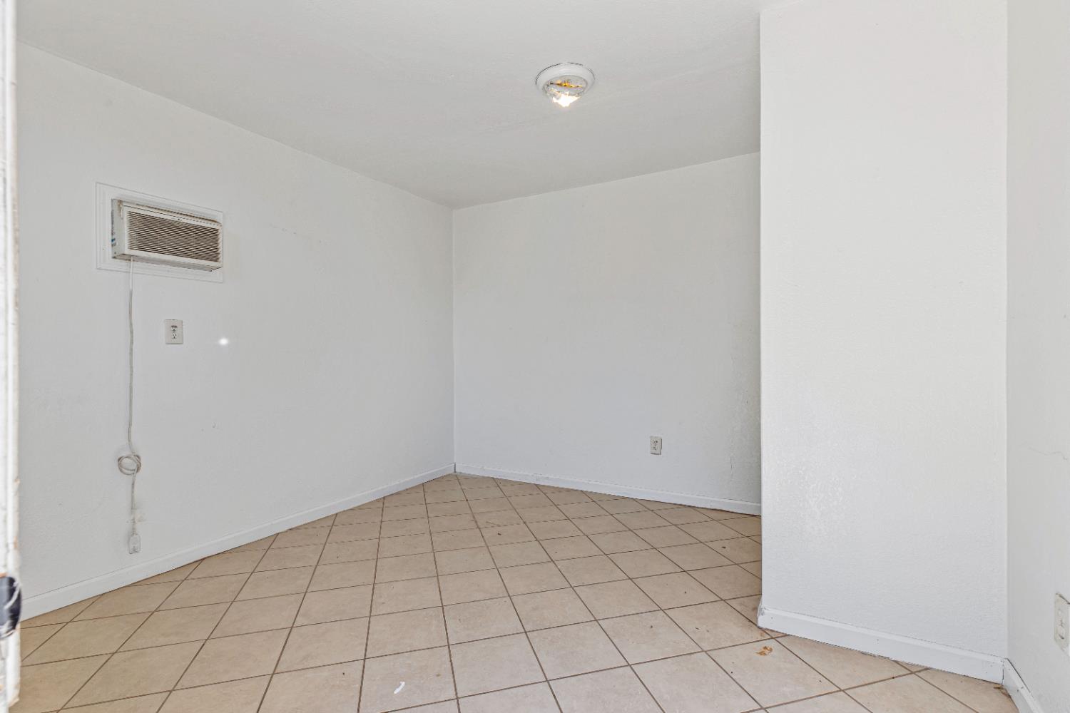 Detail Gallery Image 37 of 40 For 1705 Lois Way, Ceres,  CA 95307 - 3 Beds | 2 Baths