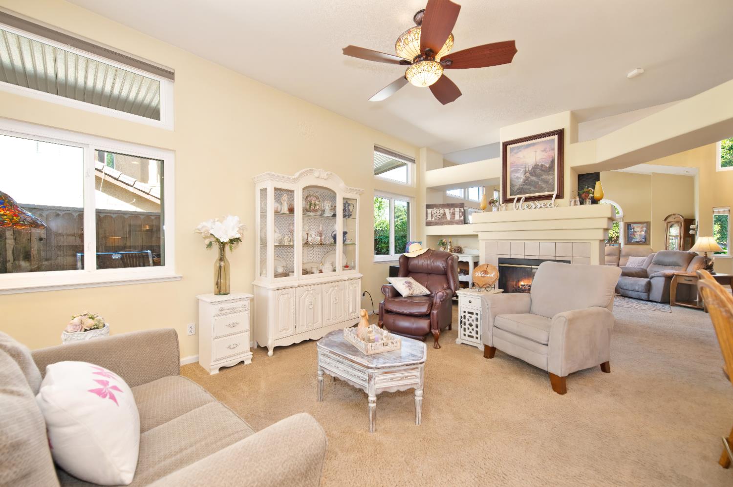 Detail Gallery Image 9 of 40 For 8570 Almond Bluff Ct, Orangevale,  CA 95662 - 3 Beds | 2 Baths
