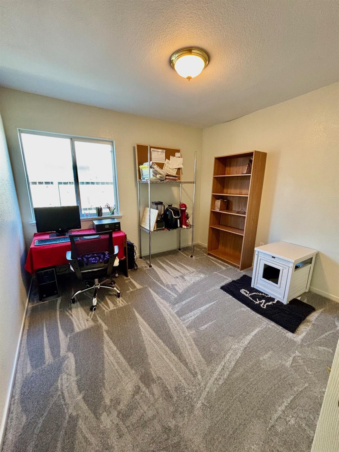 Detail Gallery Image 15 of 23 For 8949 Four Seasons Dr, Elk Grove,  CA 95624 - 4 Beds | 2 Baths