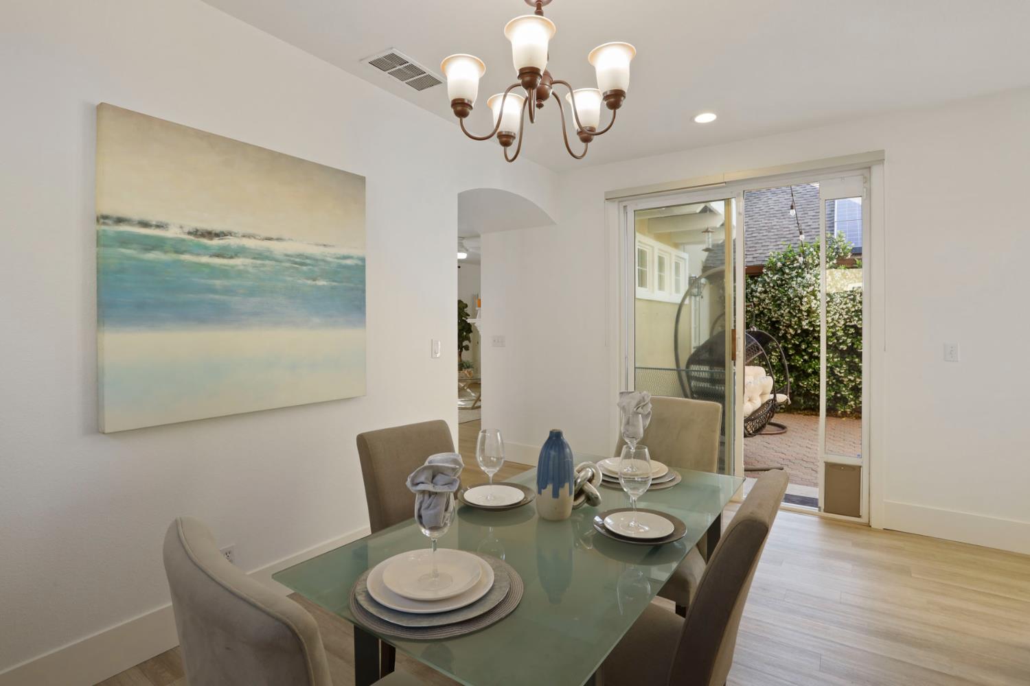 Detail Gallery Image 17 of 68 For 1531 Veranda Ct, Tracy,  CA 95377 - 6 Beds | 3 Baths