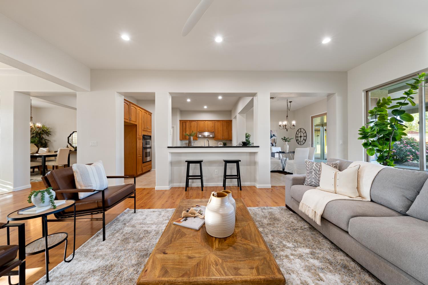 Detail Gallery Image 29 of 90 For 9461 Crossrail Dr, Wilton,  CA 95693 - 5 Beds | 3 Baths