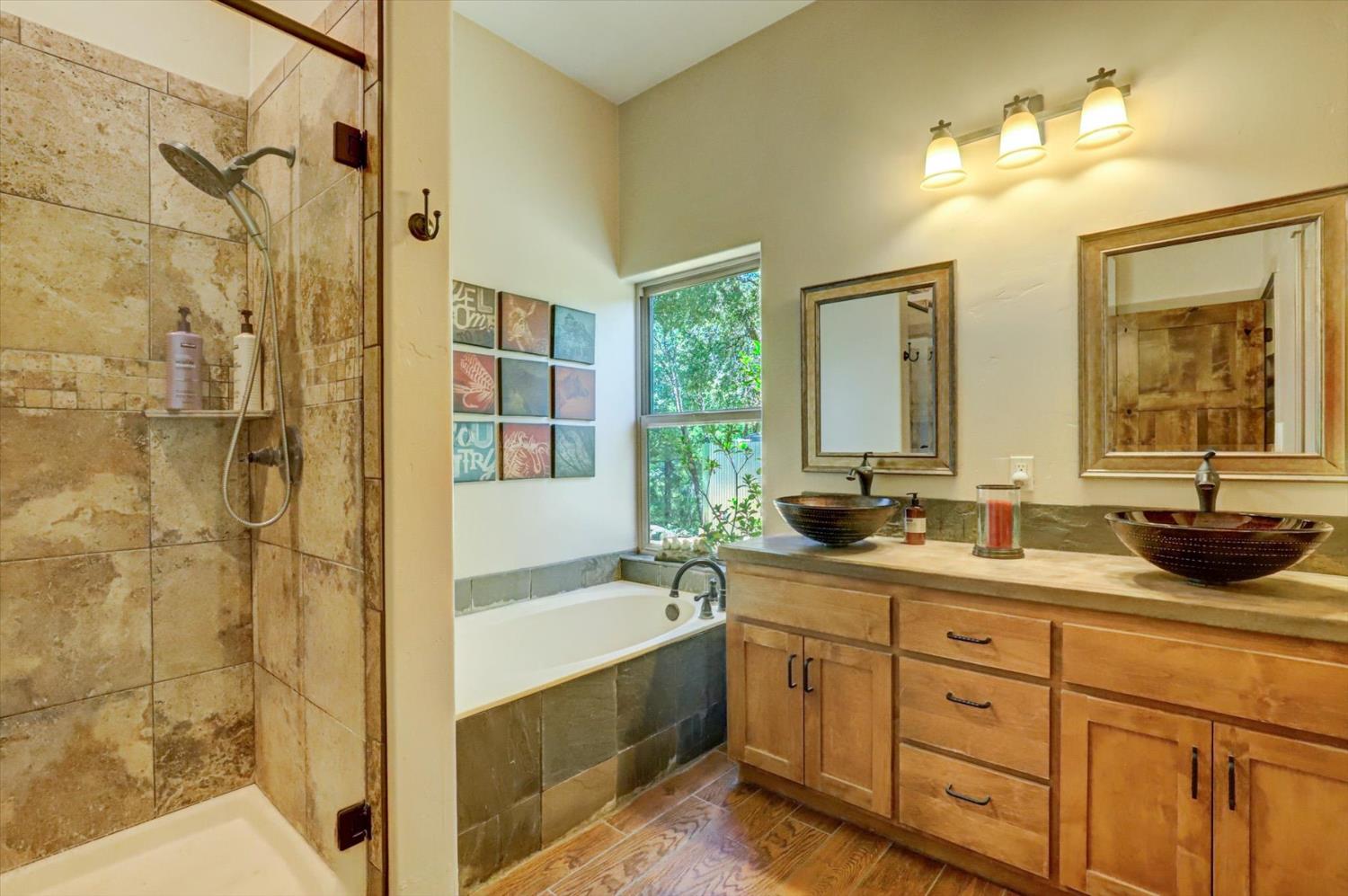 Detail Gallery Image 24 of 97 For 17620 Red Ball Cir, Grass Valley,  CA 95949 - 2 Beds | 2 Baths