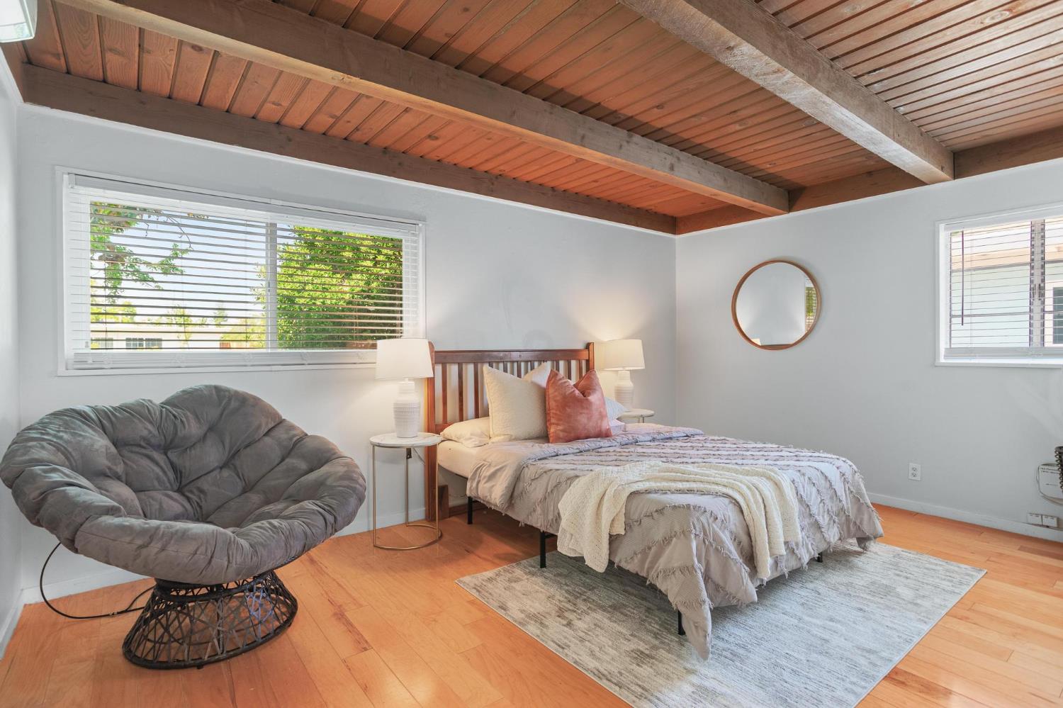 Detail Gallery Image 10 of 26 For 2320 Barcelona Way, Sacramento,  CA 95825 - 3 Beds | 3 Baths