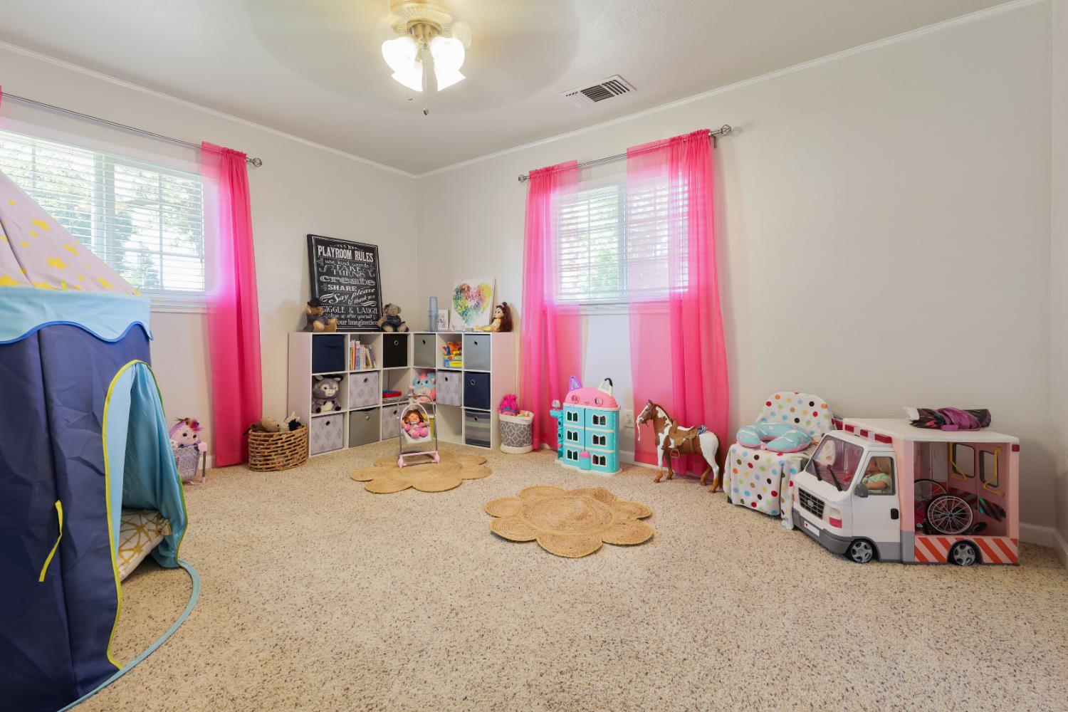 Detail Gallery Image 15 of 36 For 944 S Crescent Ave, Lodi,  CA 95240 - 3 Beds | 1/1 Baths